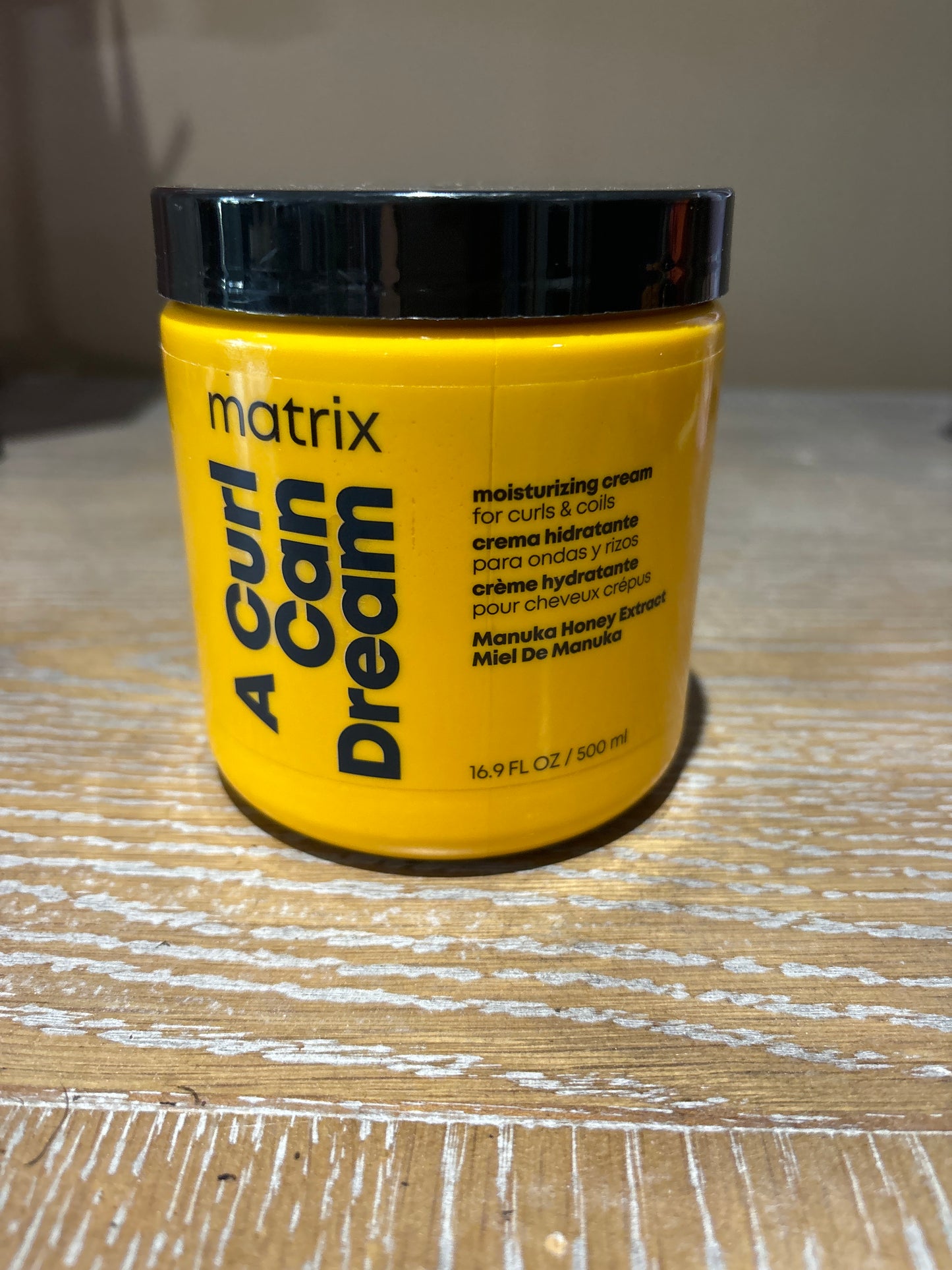 * A curl can dream cream