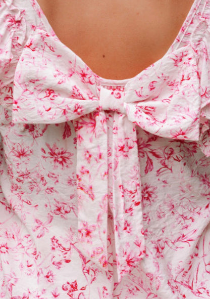 Pink bow